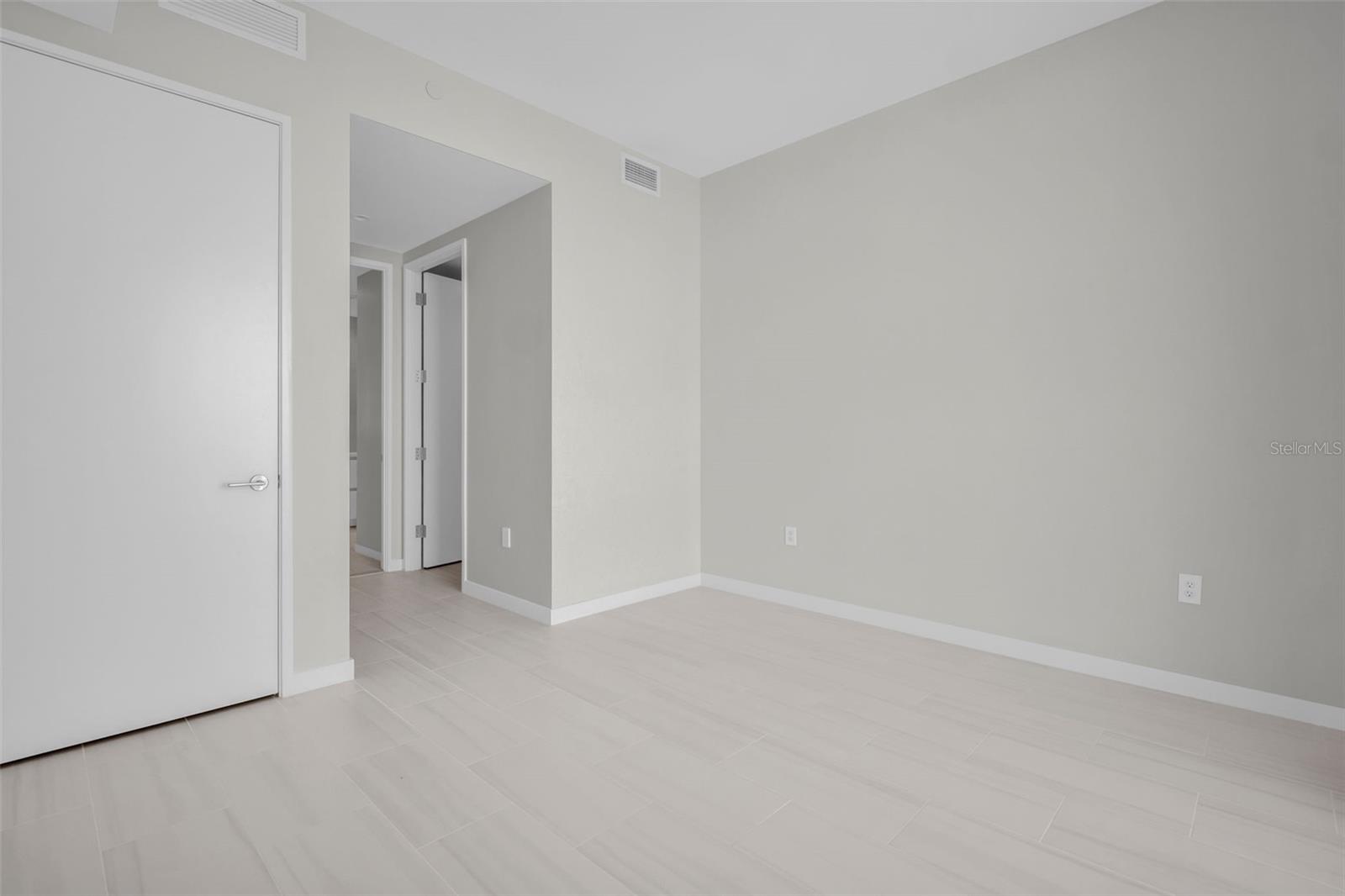 400 CENTRAL - Residential