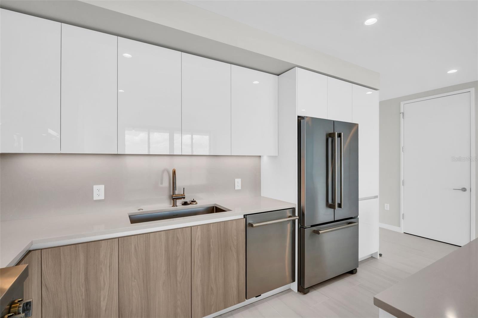 400 CENTRAL - Residential