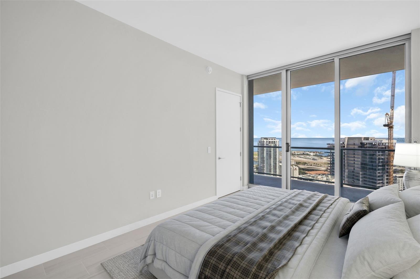 400 CENTRAL - Residential