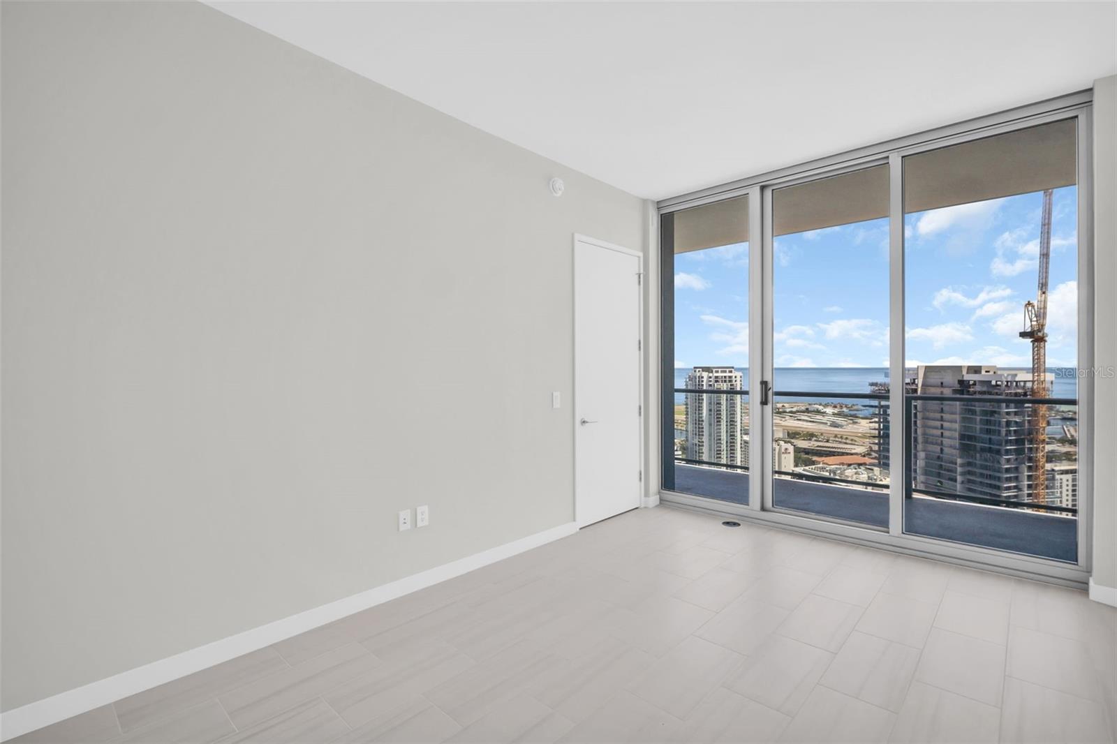 400 CENTRAL - Residential