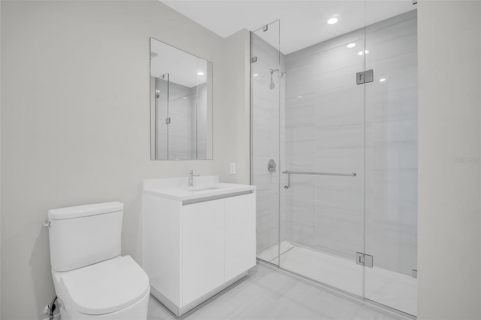 400 CENTRAL - Residential