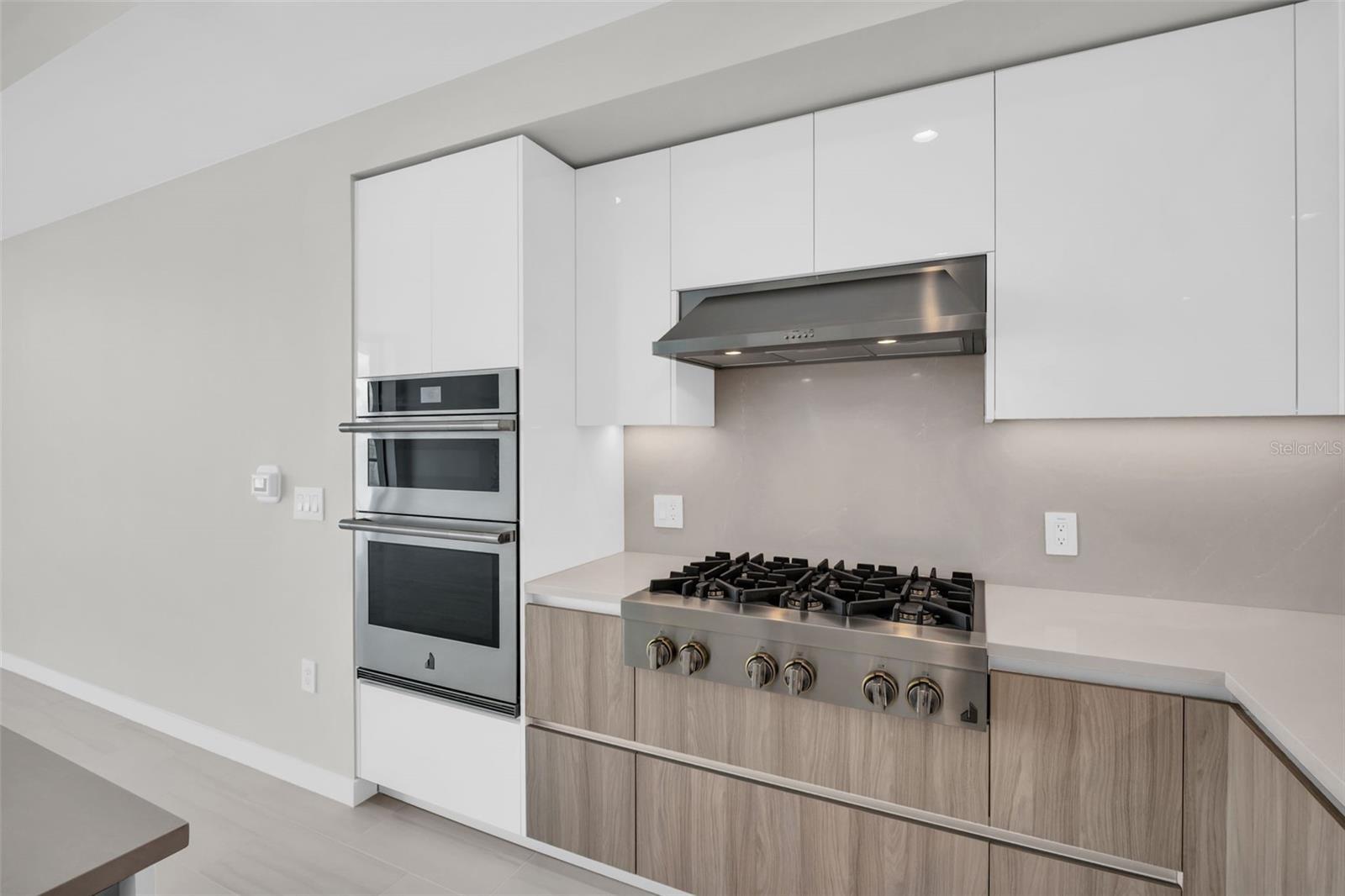 400 CENTRAL - Residential