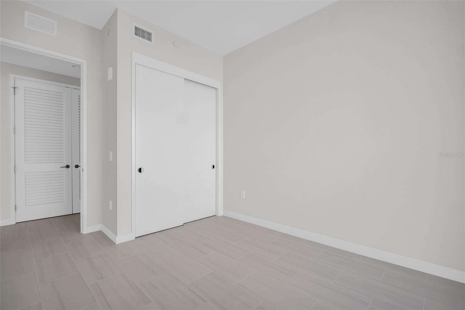 400 CENTRAL - Residential