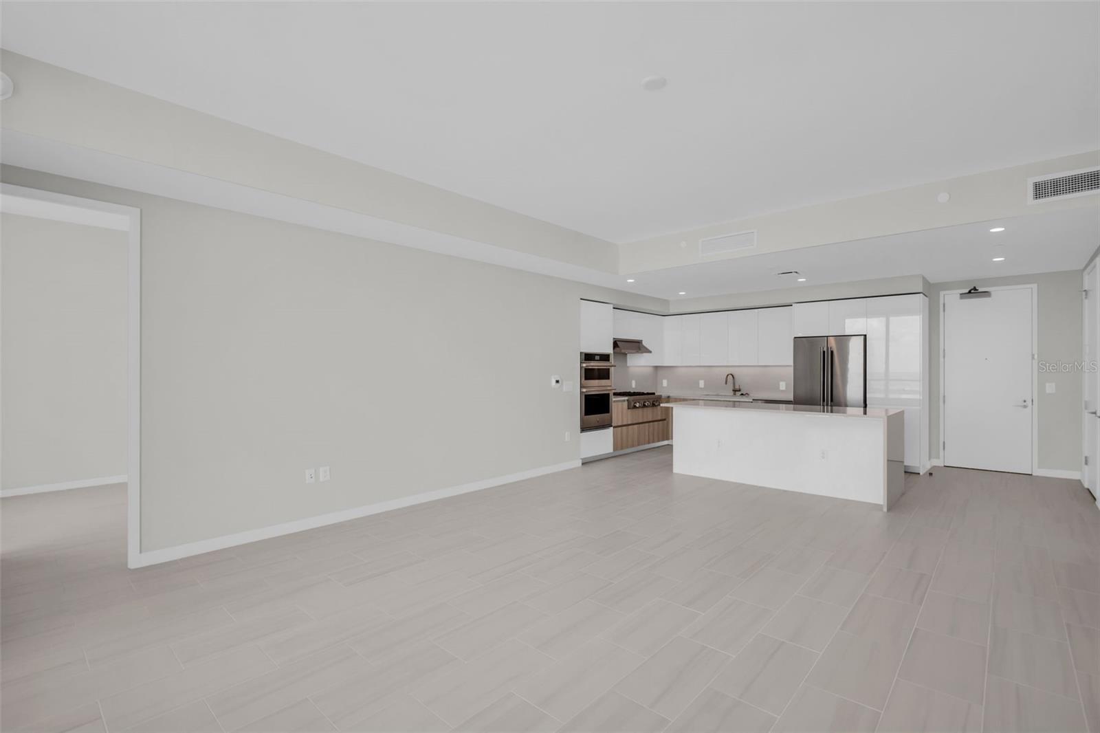 400 CENTRAL - Residential