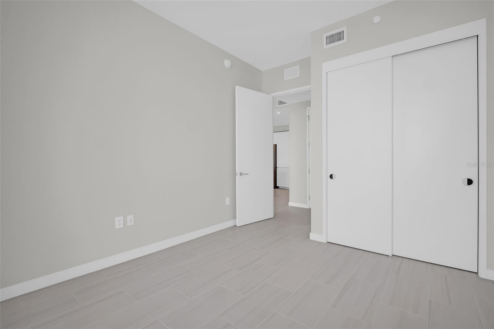 400 CENTRAL - Residential