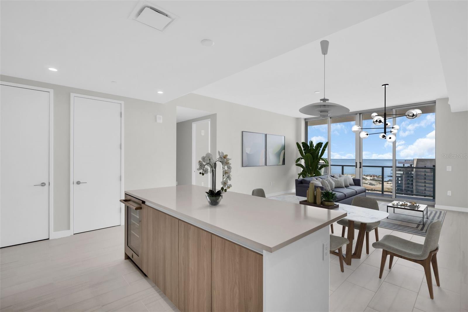 400 CENTRAL - Residential