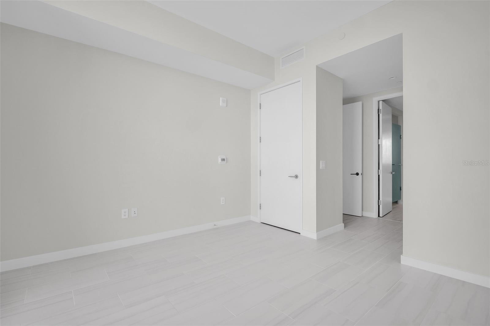 400 CENTRAL - Residential