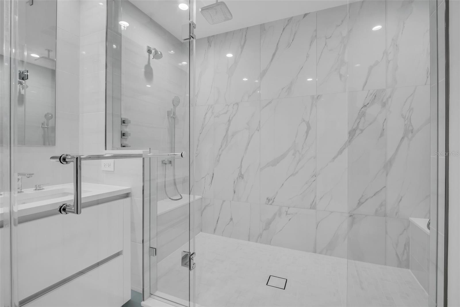 400 CENTRAL - Residential