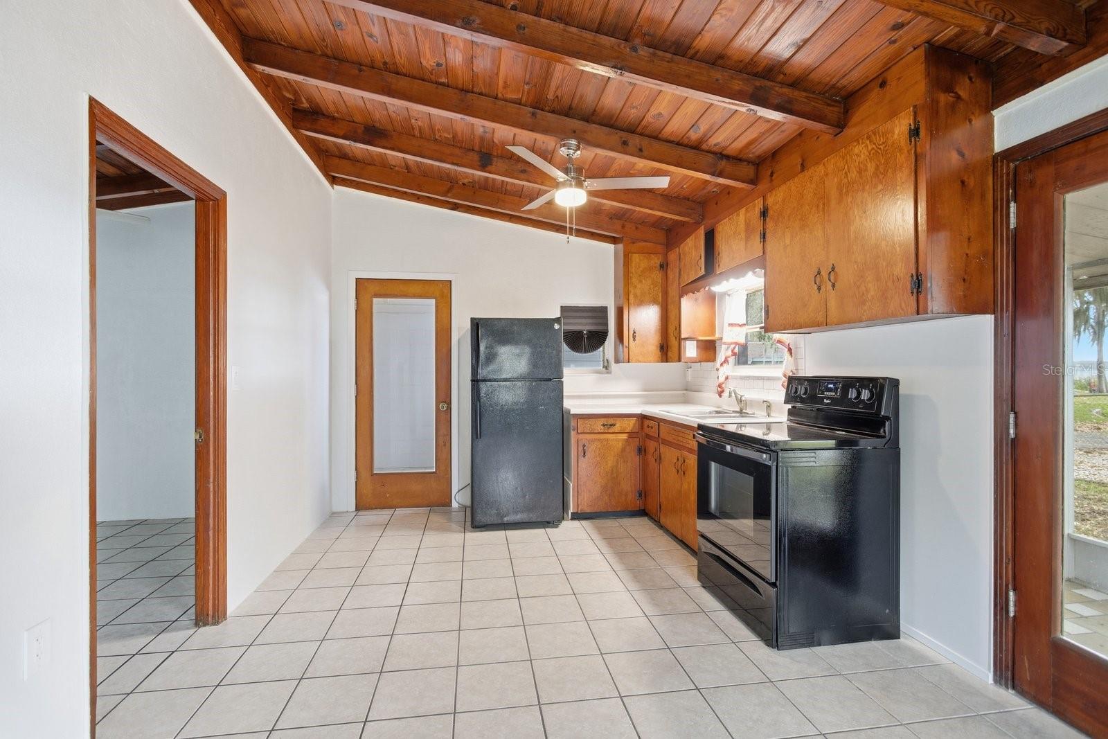 EUSTIS LAKE EUSTIS SUNSET VIEW - Residential Lease