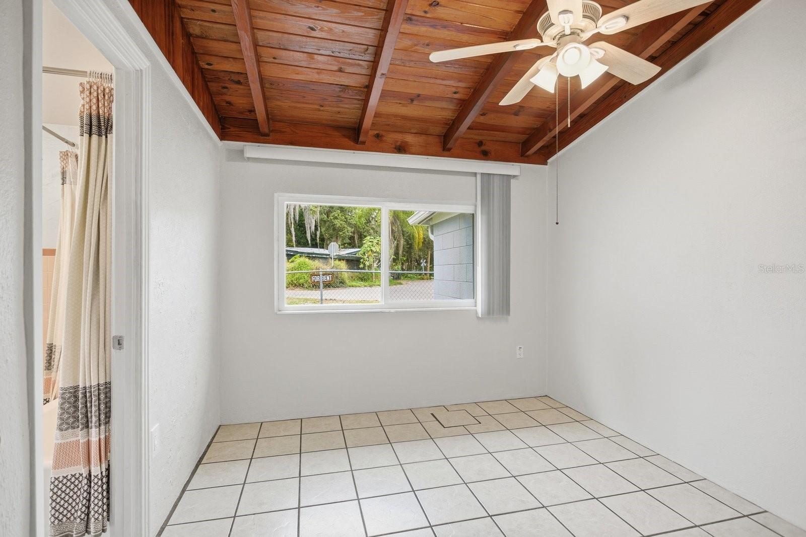 EUSTIS LAKE EUSTIS SUNSET VIEW - Residential Lease