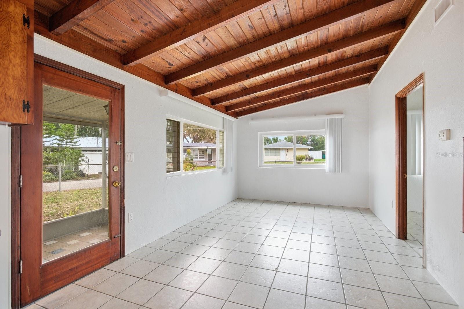 EUSTIS LAKE EUSTIS SUNSET VIEW - Residential Lease