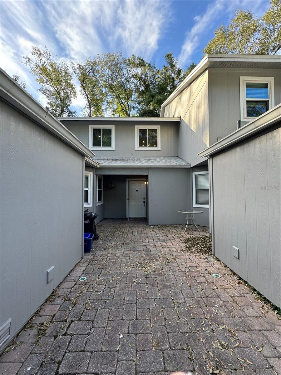 626 RED OAK CIRCLE 110