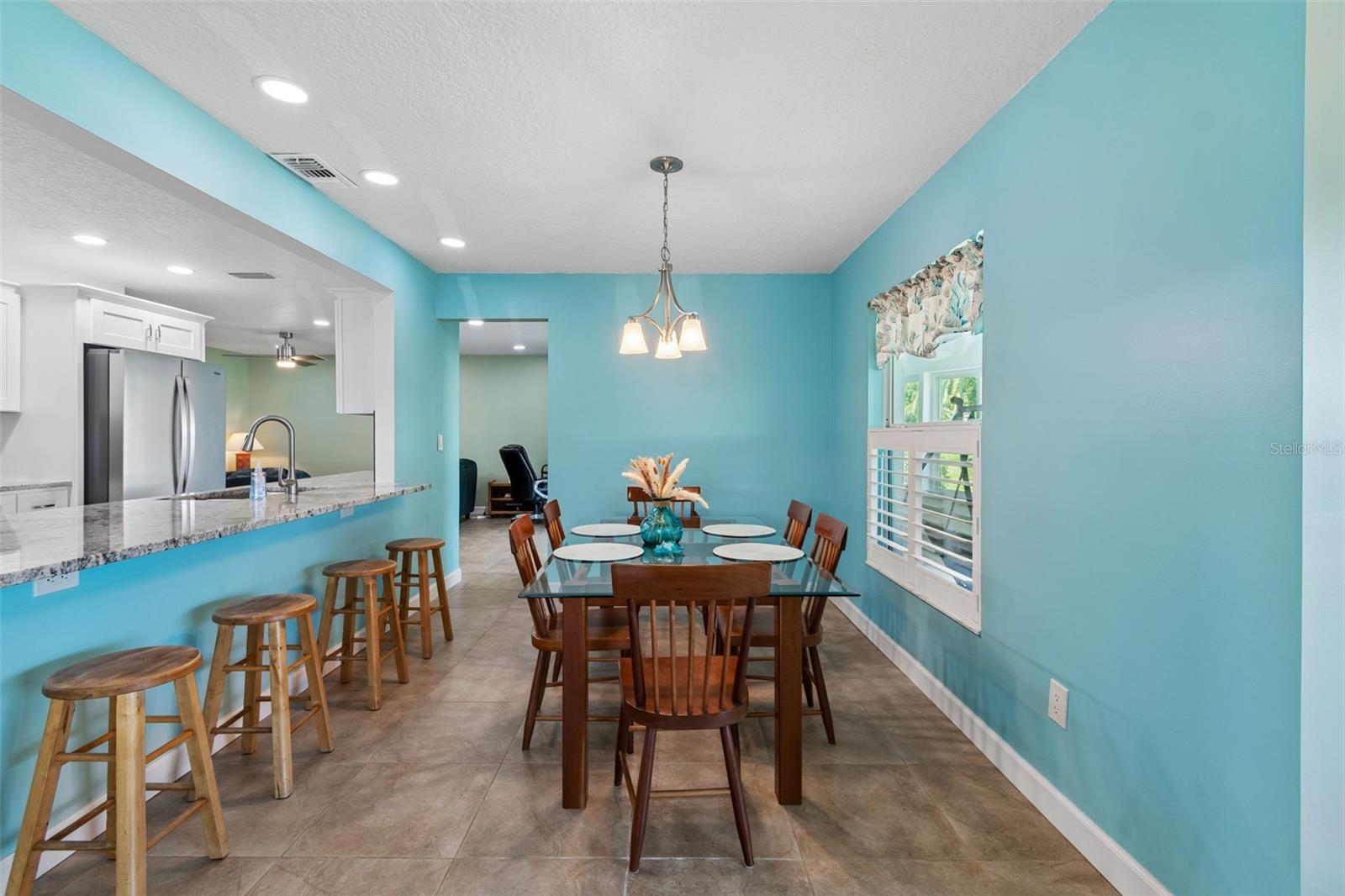 VILLAGE GREEN - Residential