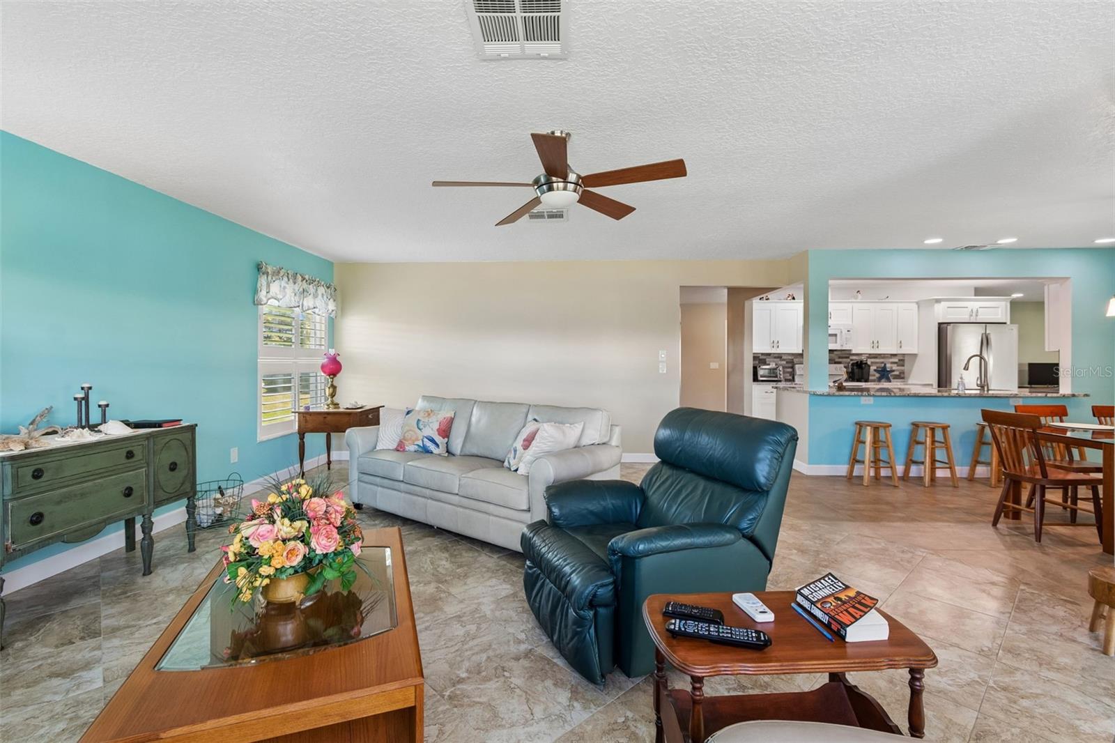 VILLAGE GREEN - Residential