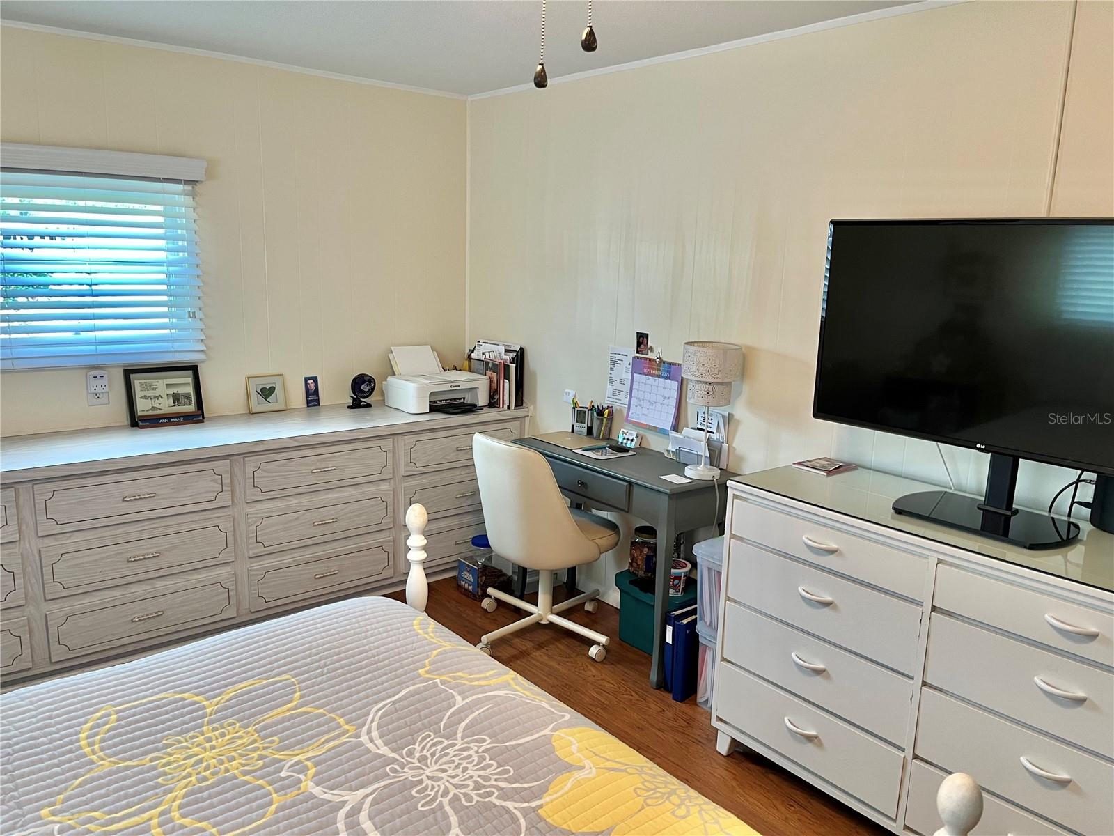 HAWTHORNE AT LEESBURG A COOP - Residential