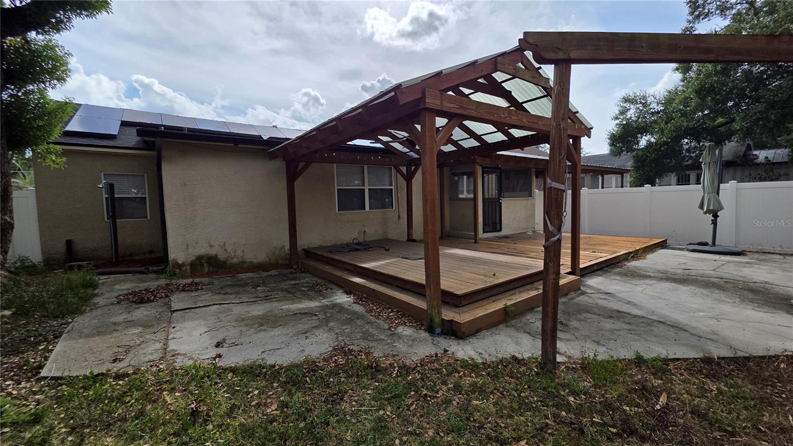 SHAWDOWLAWN 1ST ADD - Residential Lease