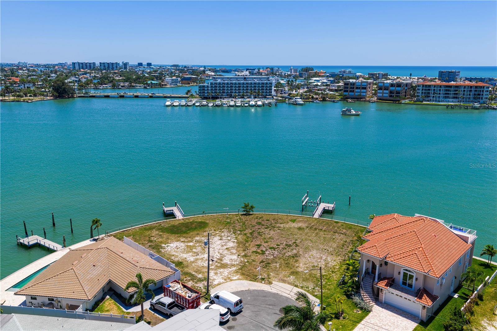 ISLE OF PALMS 1ST ADD - Land