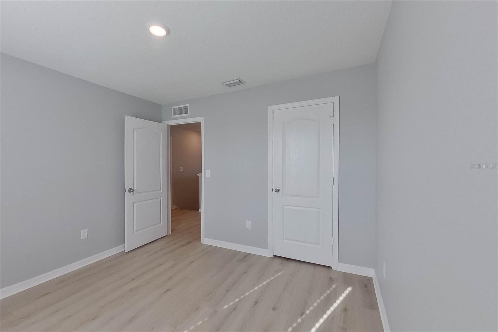 TRILBY XING PH 1 - Residential Lease