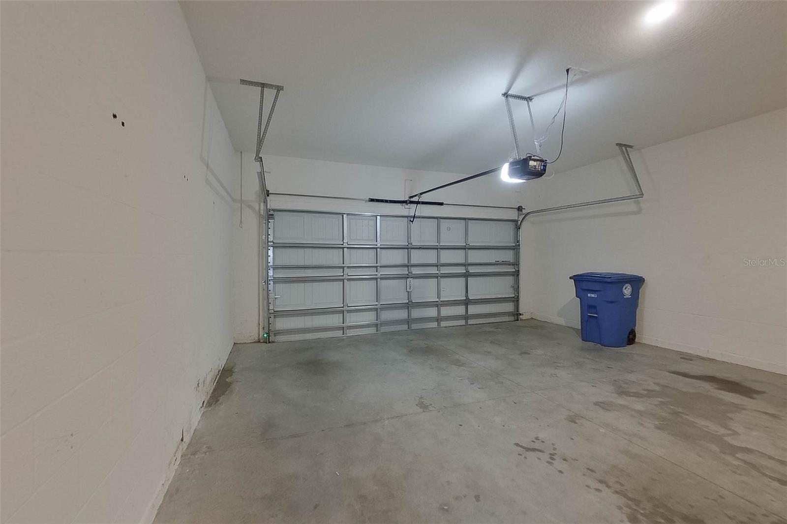 TRILBY XING PH 1 - Residential Lease