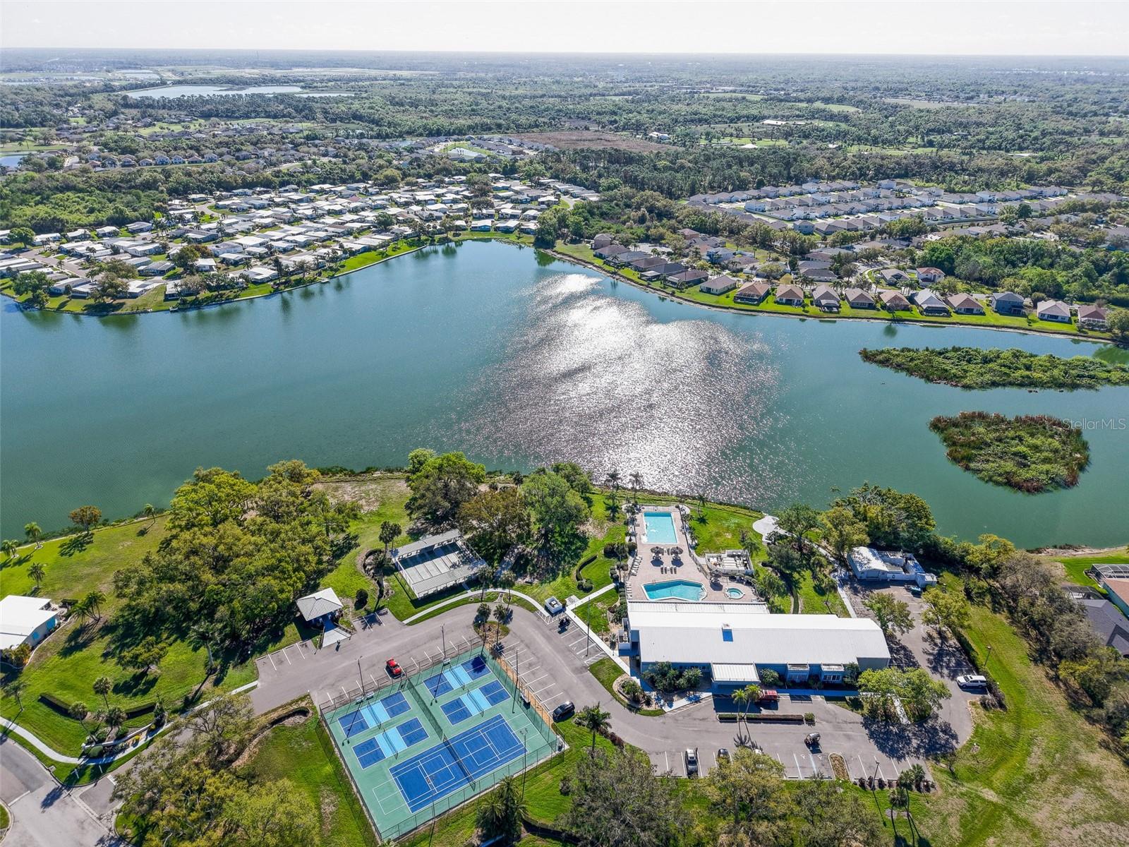 IMPERIAL LAKES ESTATES UNIT II - Residential