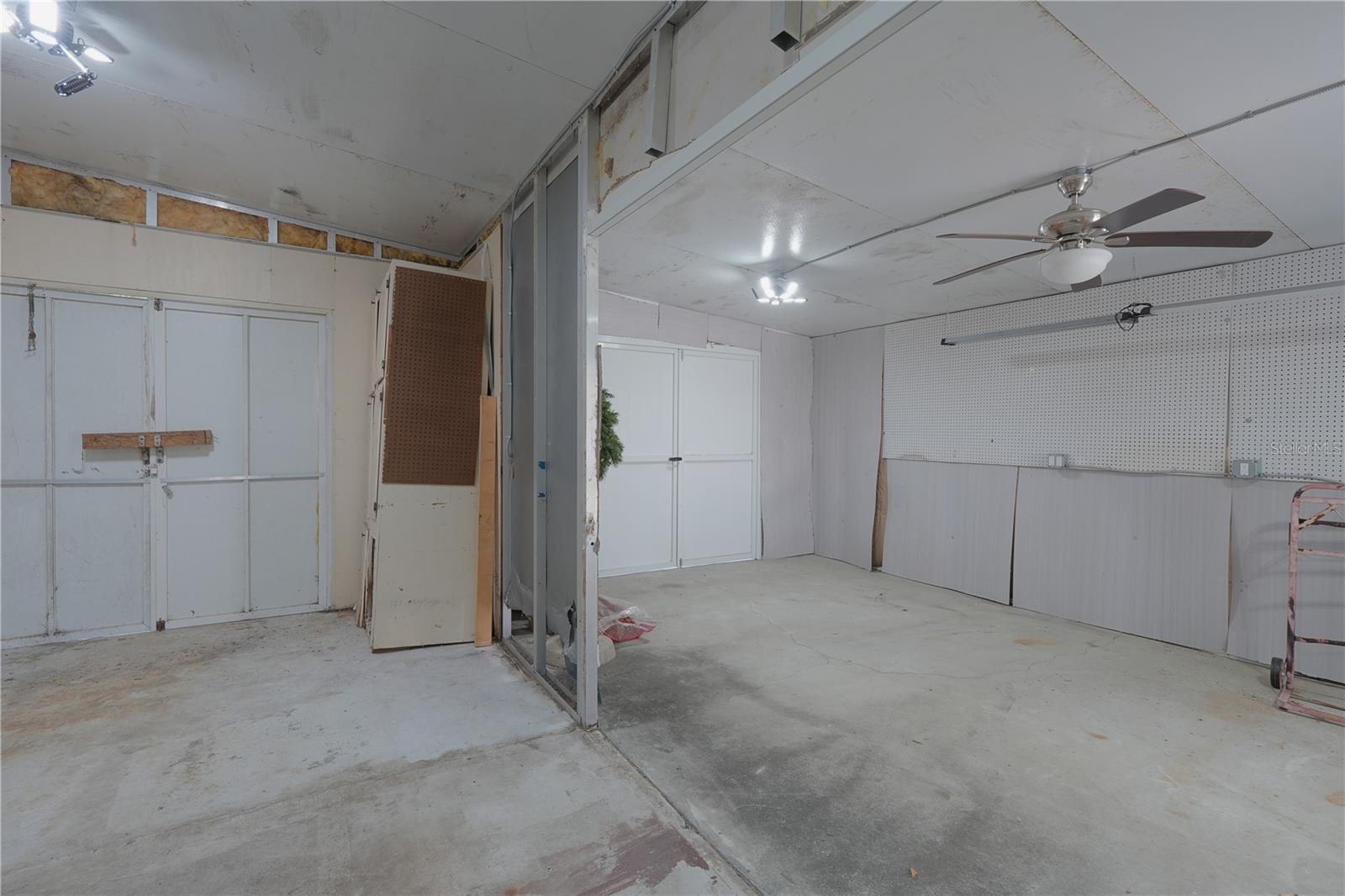 IMPERIAL LAKES ESTATES UNIT II - Residential