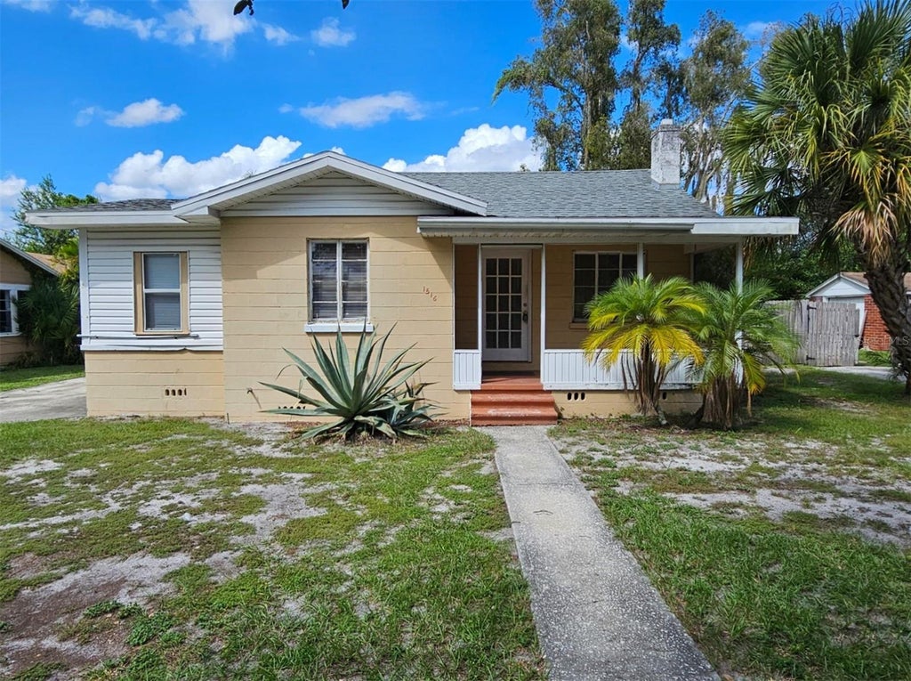 Photo of 1516 Holly Road, Lakeland, FL 33801 (MLS # TB8524030)