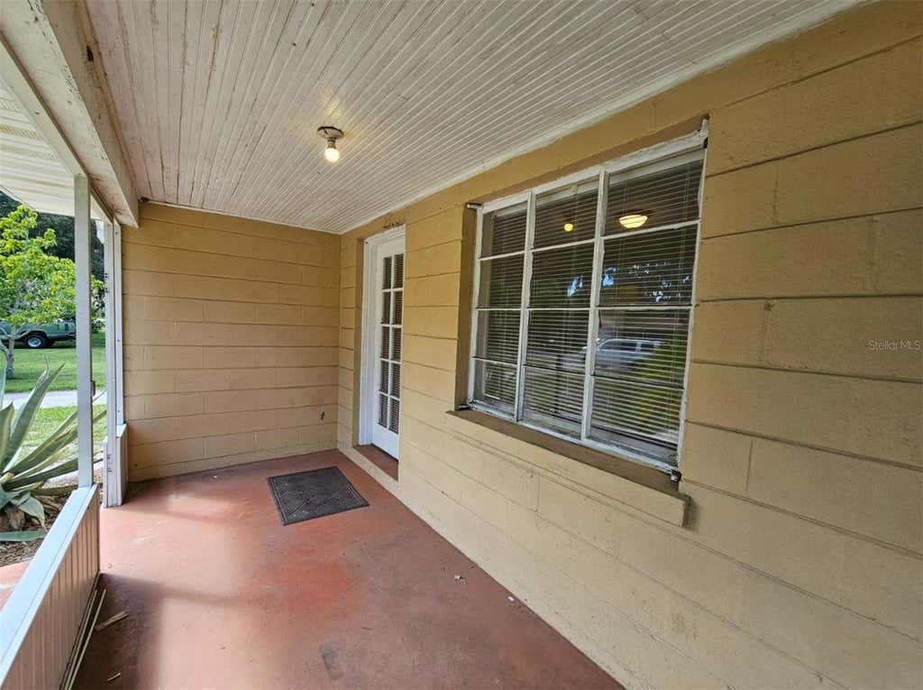Photo of 1516 Holly Road, Lakeland, FL 33801 (MLS # TB8524030)
