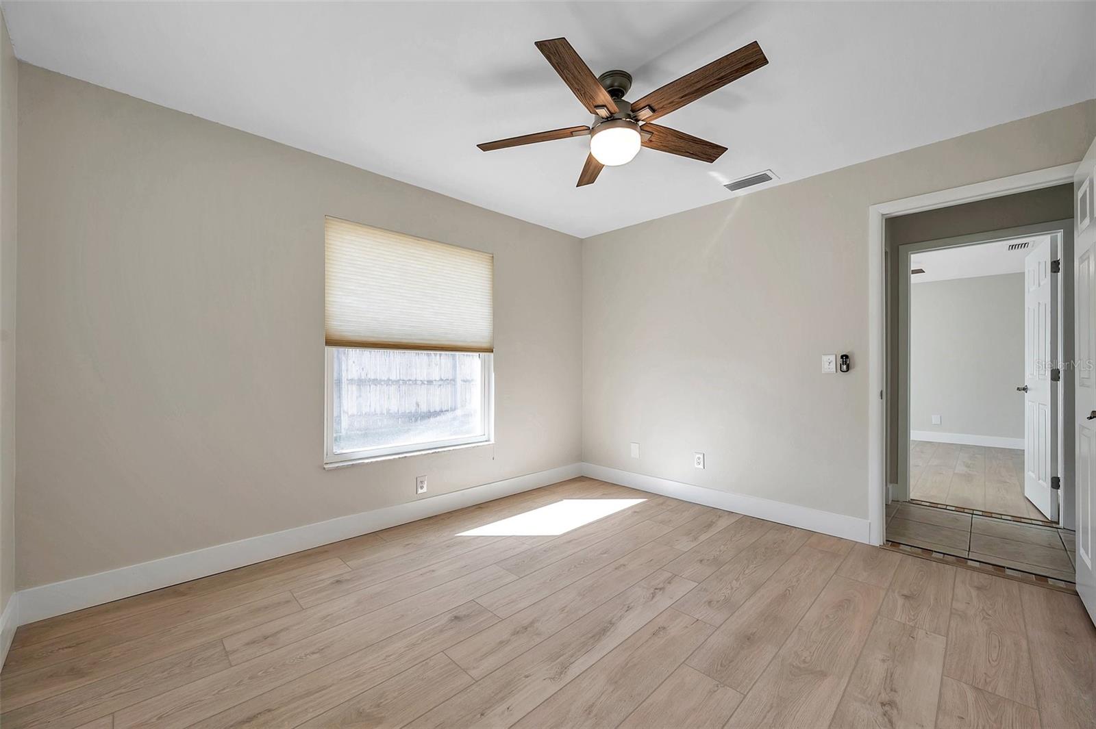 BARDMOOR GOLF VIEW ESTATE 4TH ADD - Residential