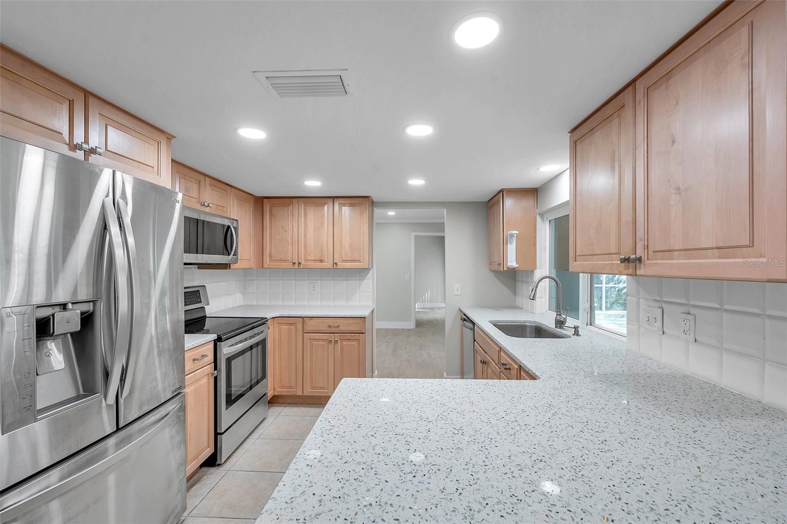 BARDMOOR GOLF VIEW ESTATE 4TH ADD - Residential