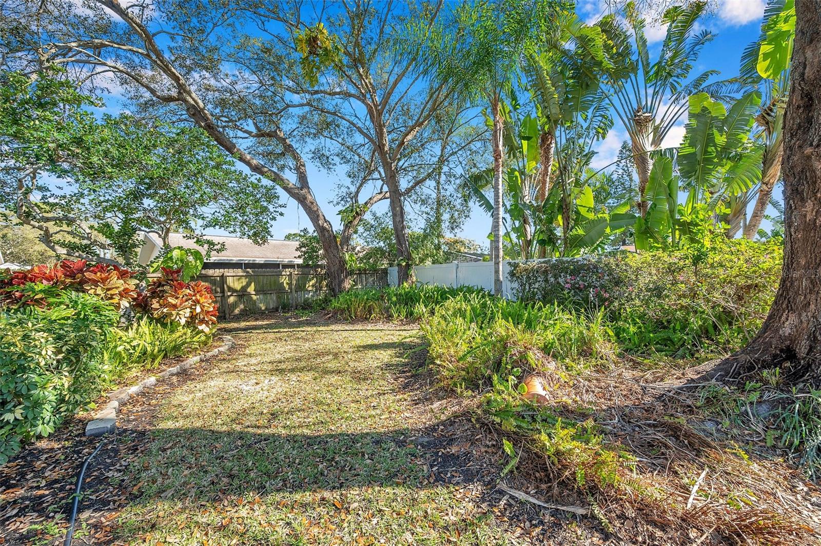 BARDMOOR GOLF VIEW ESTATE 4TH ADD - Residential