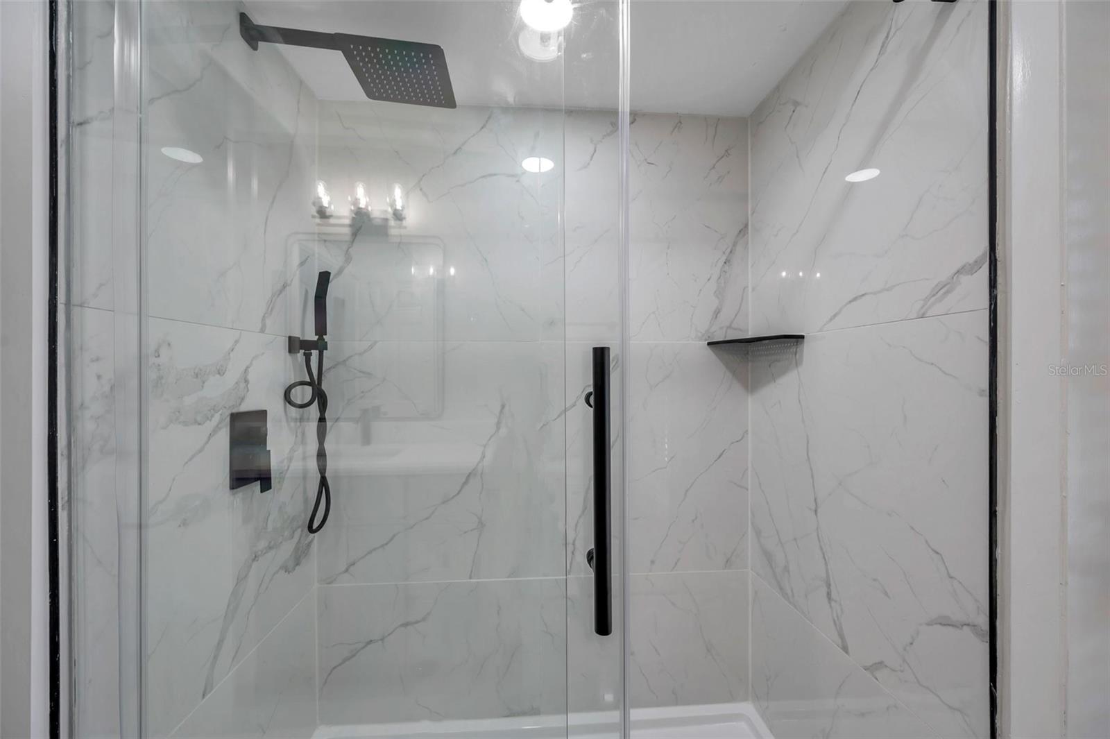 BARDMOOR GOLF VIEW ESTATE 4TH ADD - Residential