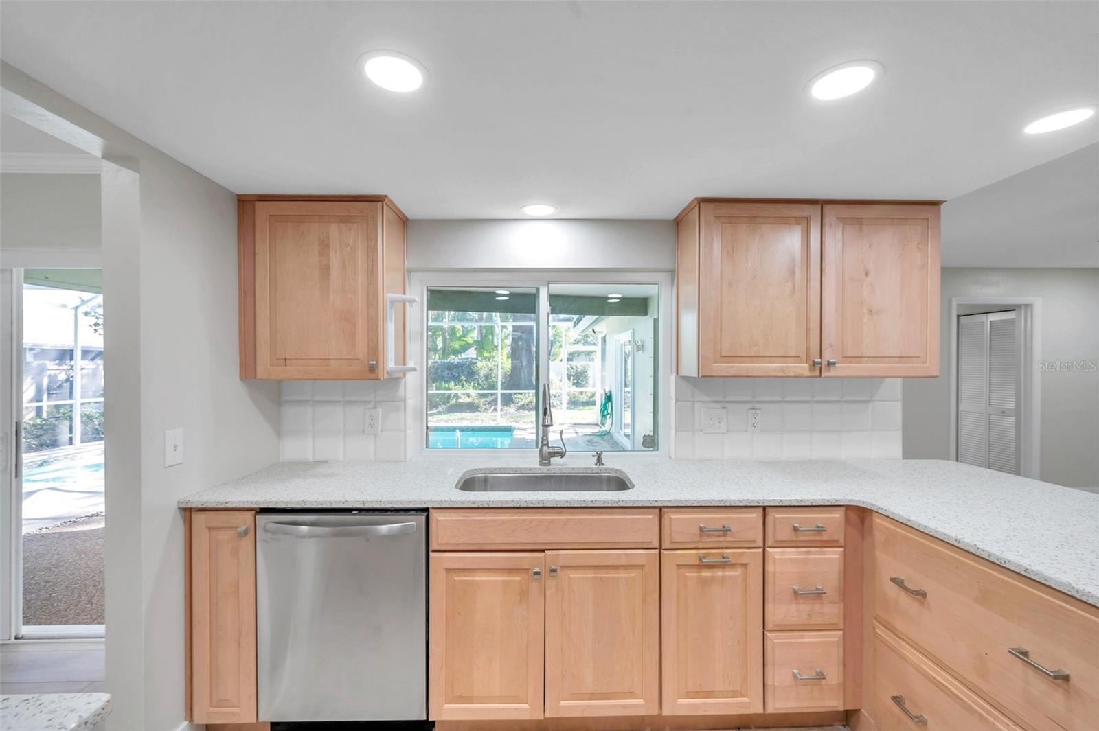 BARDMOOR GOLF VIEW ESTATE 4TH ADD - Residential