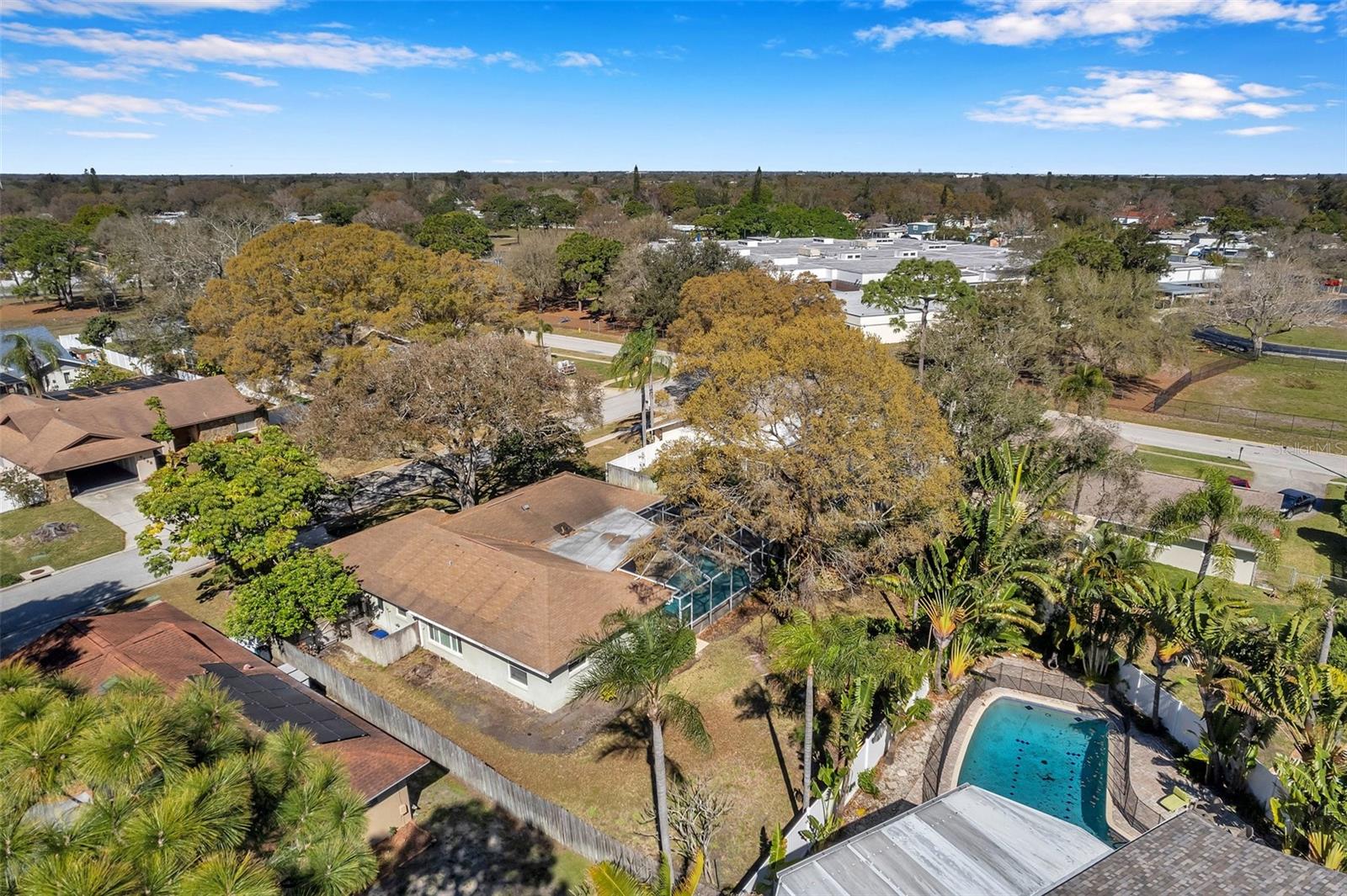 BARDMOOR GOLF VIEW ESTATE 4TH ADD - Residential