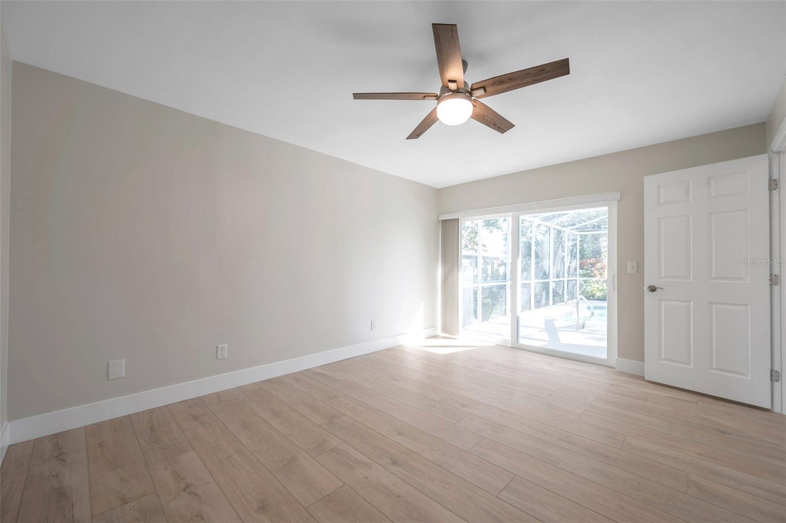 BARDMOOR GOLF VIEW ESTATE 4TH ADD - Residential