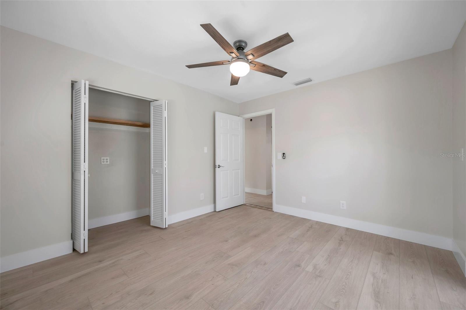 BARDMOOR GOLF VIEW ESTATE 4TH ADD - Residential