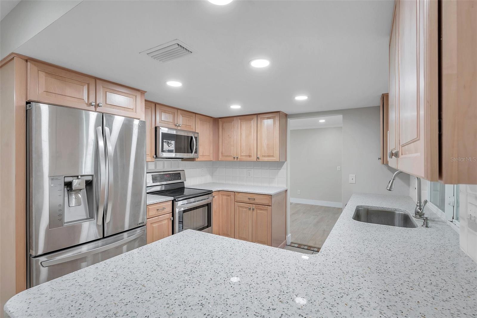 BARDMOOR GOLF VIEW ESTATE 4TH ADD - Residential