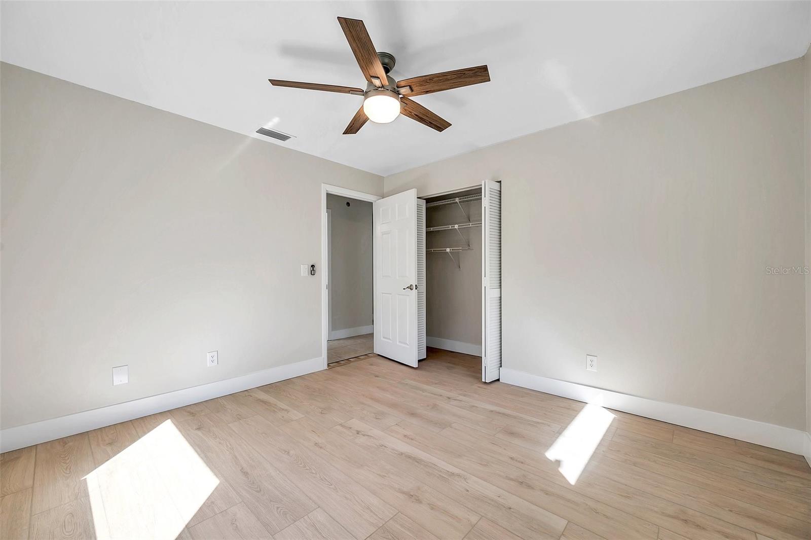 BARDMOOR GOLF VIEW ESTATE 4TH ADD - Residential