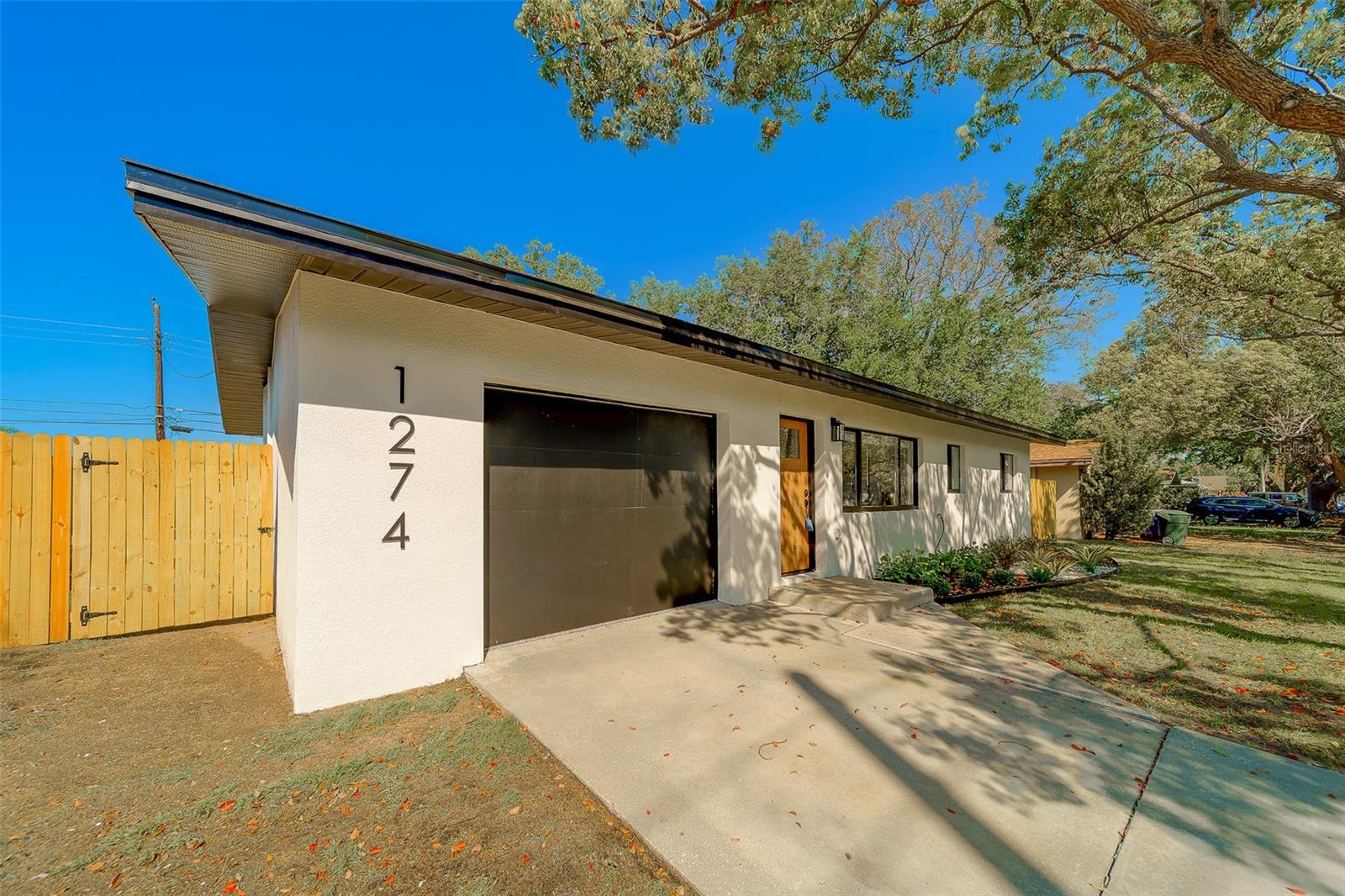 SHERWOOD FOREST SUB - Residential