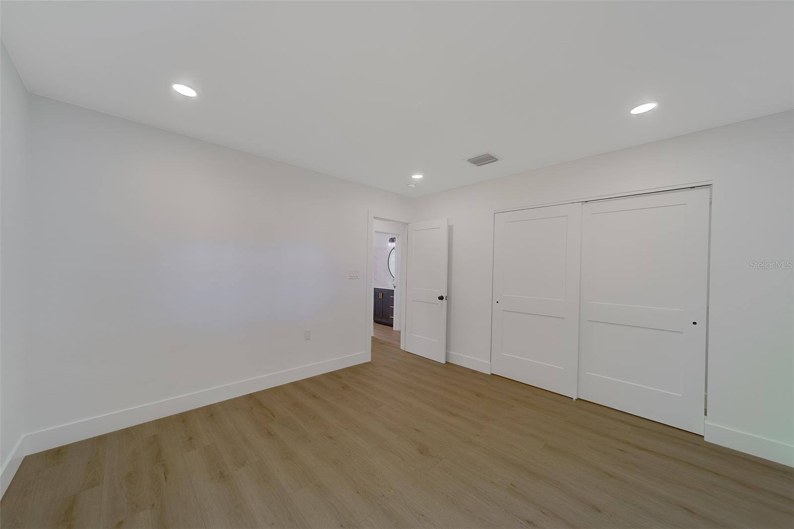 SHERWOOD FOREST SUB - Residential