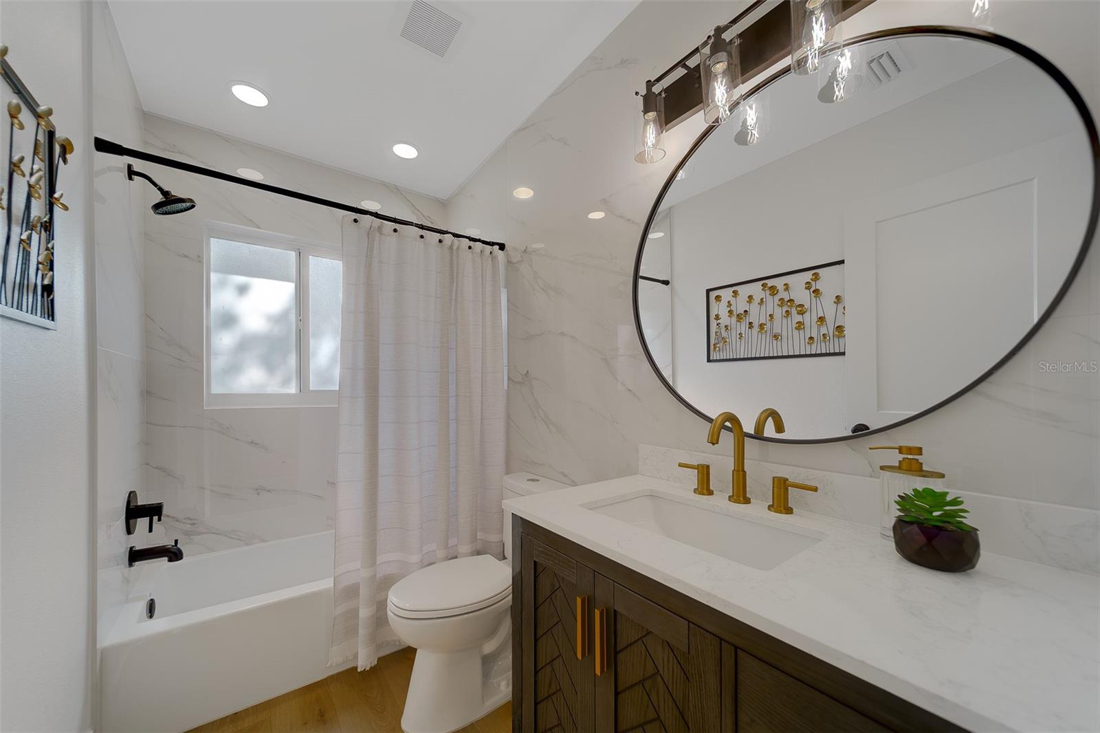 SHERWOOD FOREST SUB - Residential