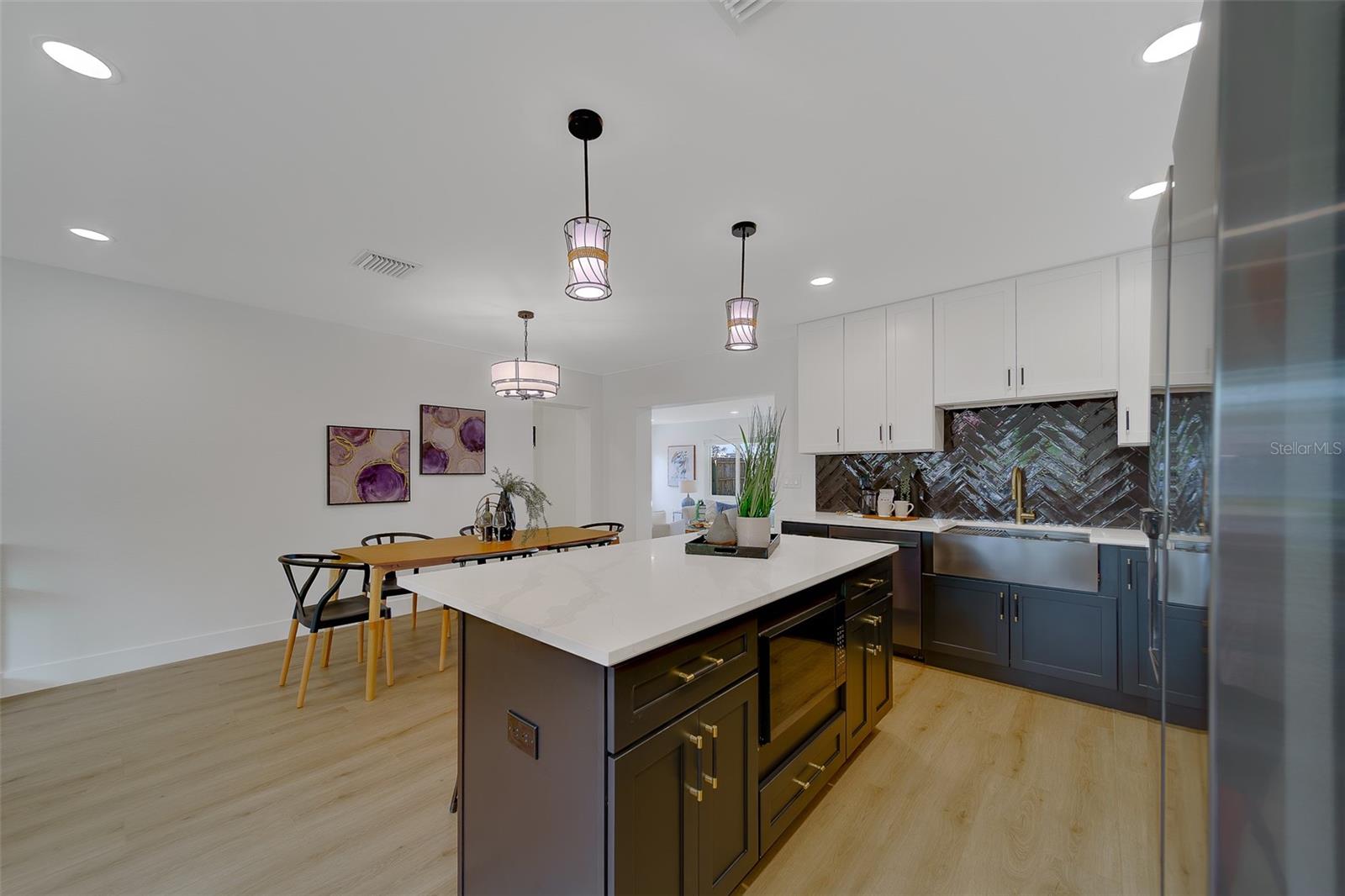 SHERWOOD FOREST SUB - Residential