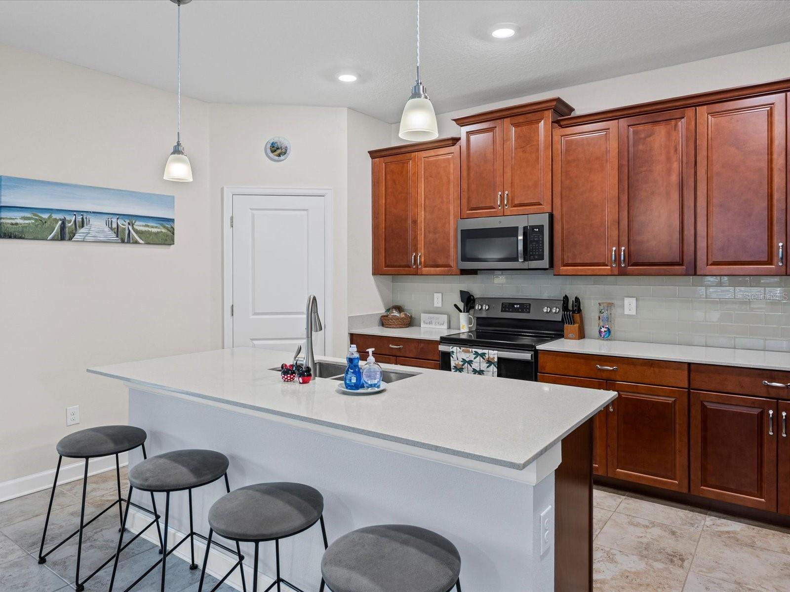 DRAYTON-PRESTON WOODS/PROVIDEN - Residential