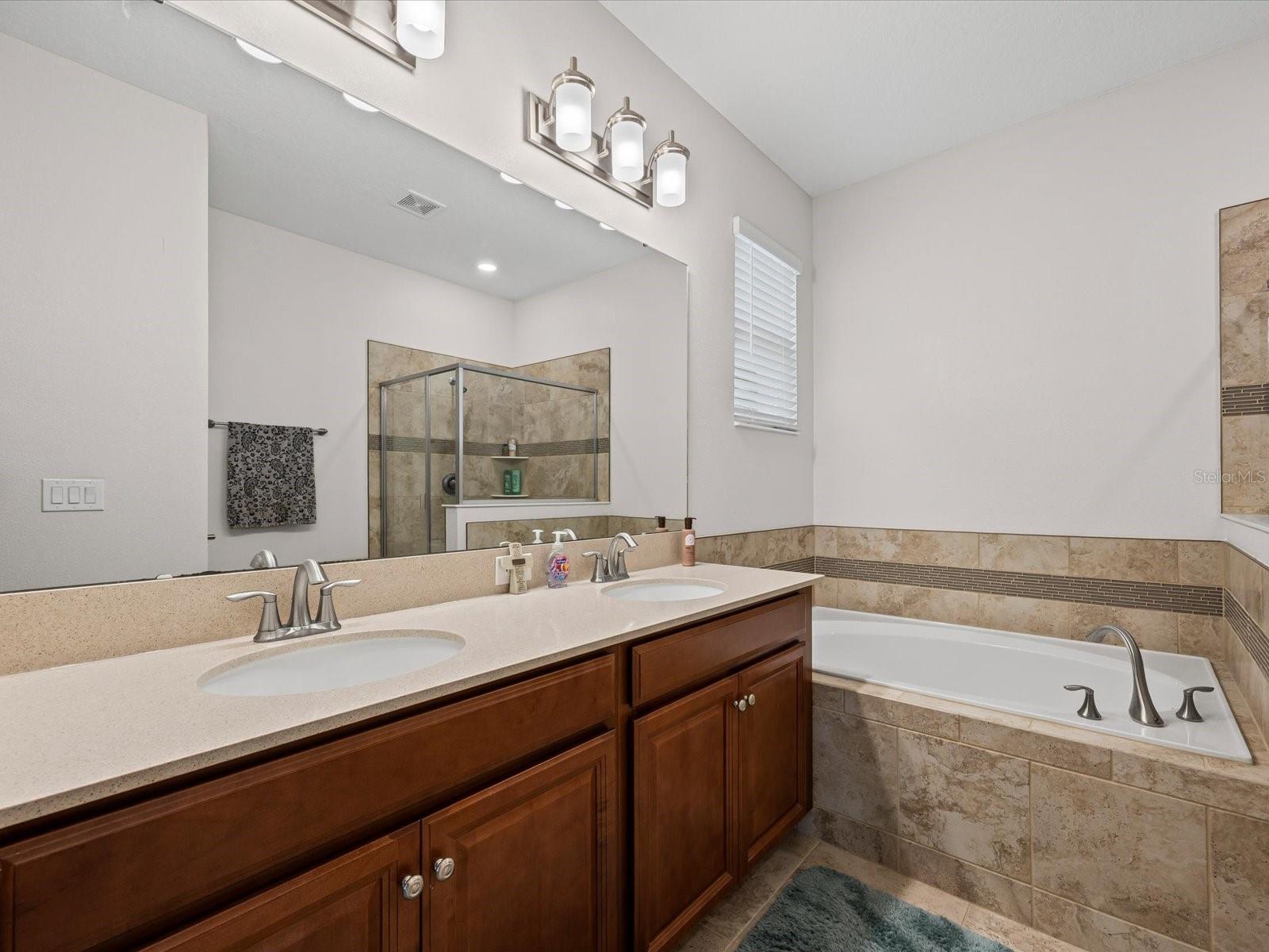 DRAYTON-PRESTON WOODS/PROVIDEN - Residential