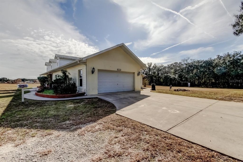 Photo of 6101 S Nutshell Terrace, Lecanto, FL 34461 (MLS # TB8470241)