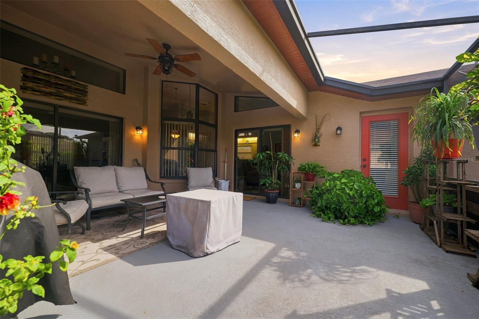9324 CREEKSIDE COURT