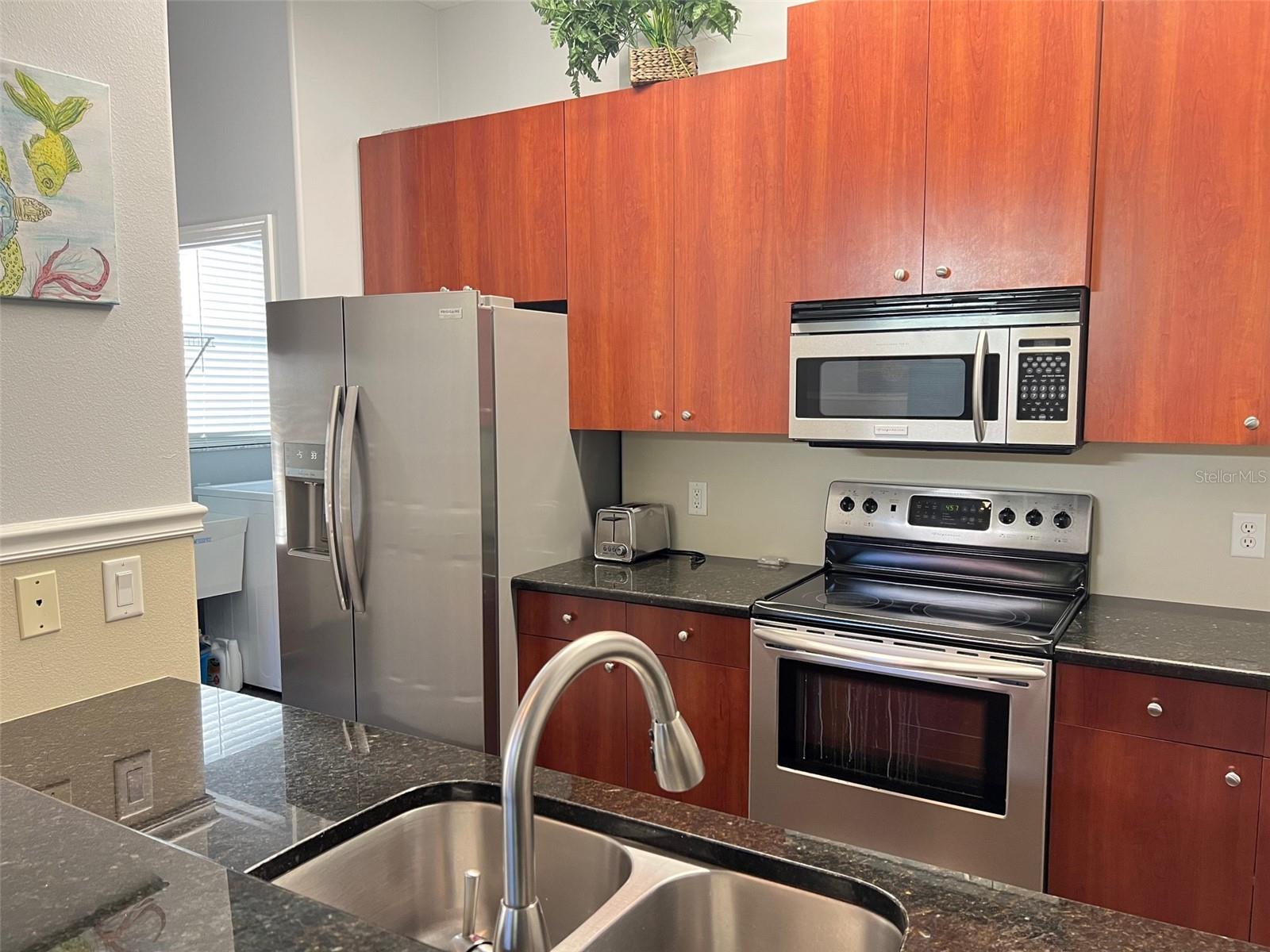 ROSELAWN - Residential Lease