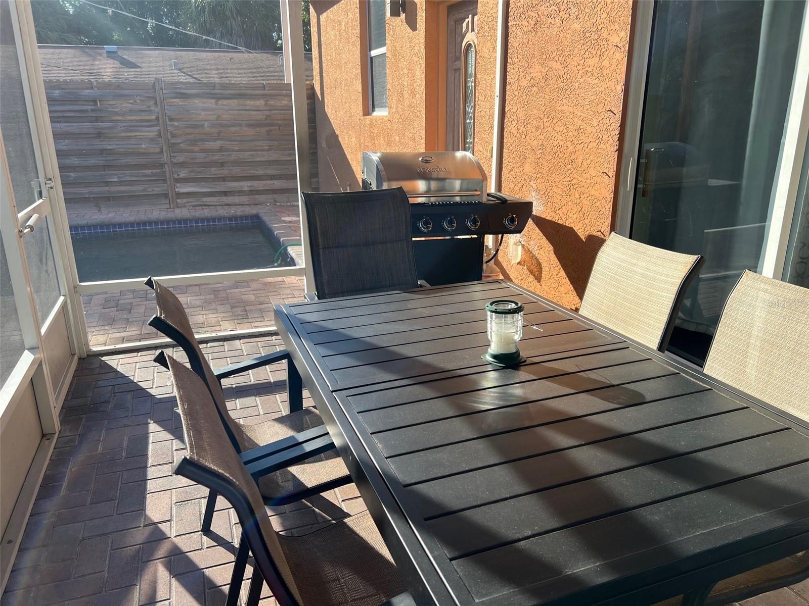 ROSELAWN - Residential Lease