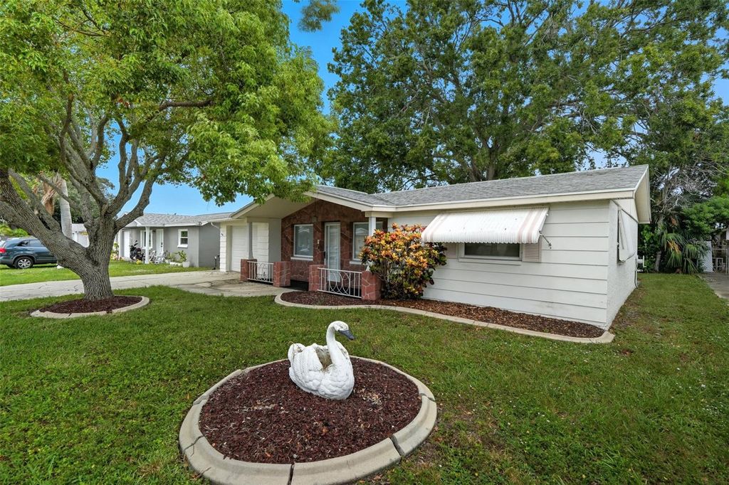 Photo of 3125 Salisbury Drive, Holiday, FL 34691 (MLS # TB8433677)