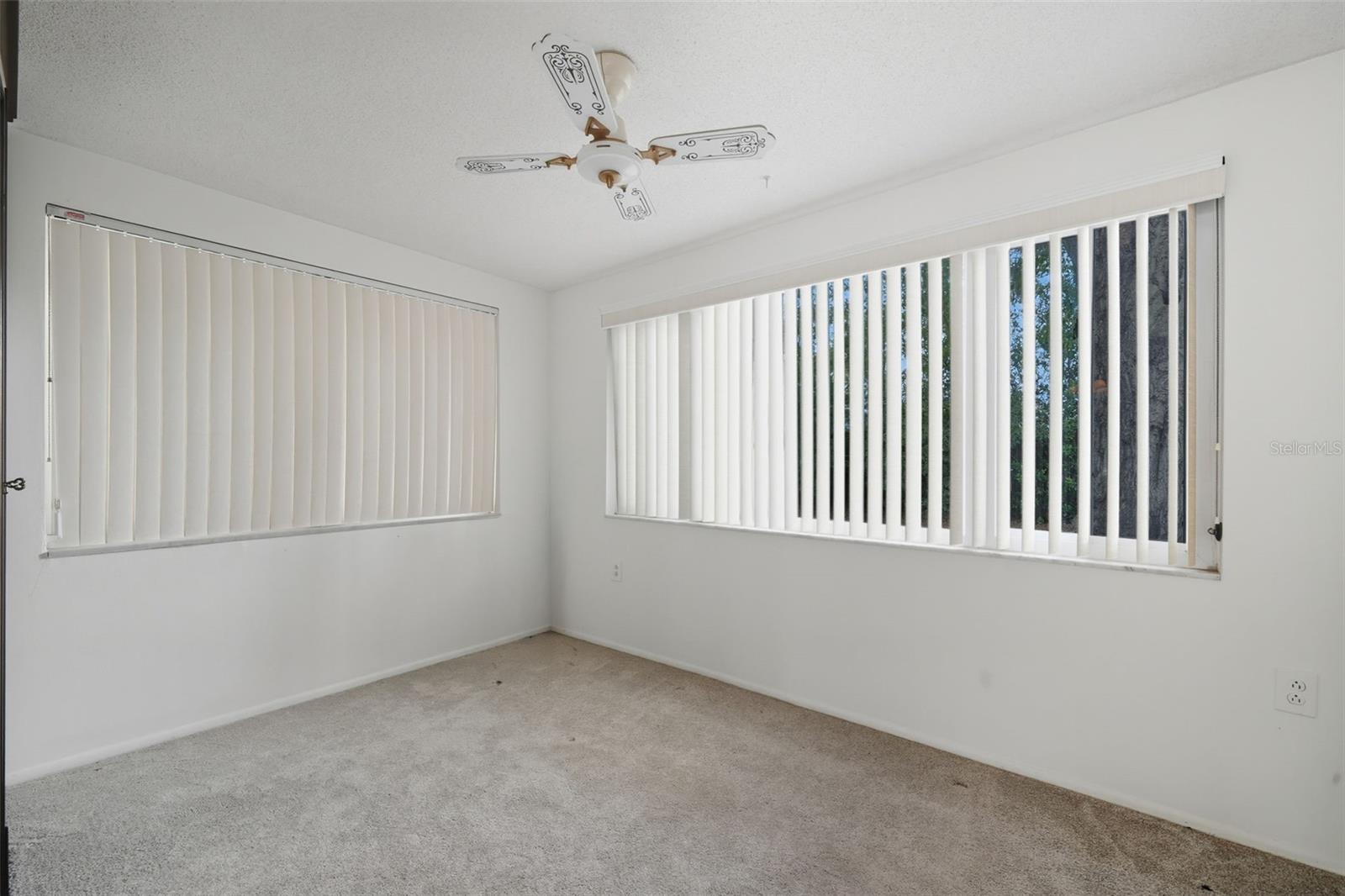 HOLIDAY LAKE ESTATES - Residential