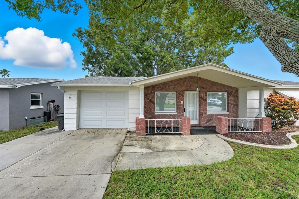 Photo of 3125 Salisbury Drive, Holiday, FL 34691 (MLS # TB8433677)